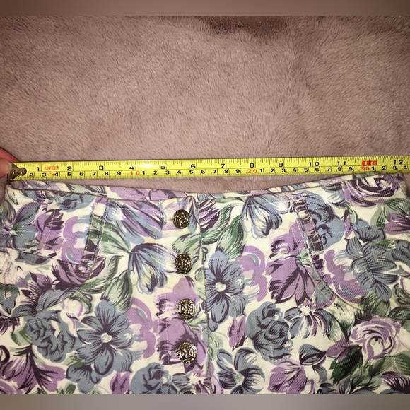 White & floral denim skirt - Picture 9 of 12